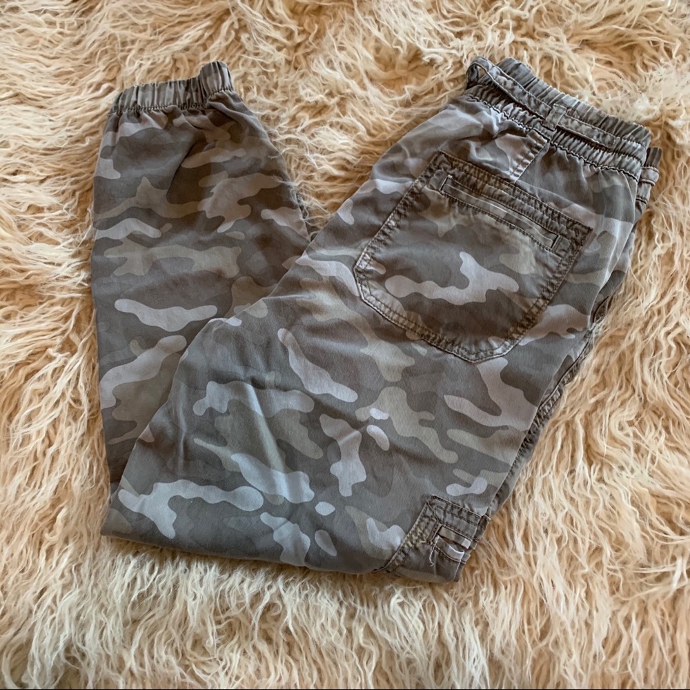 AE Camp Cargo Joggers (short length)